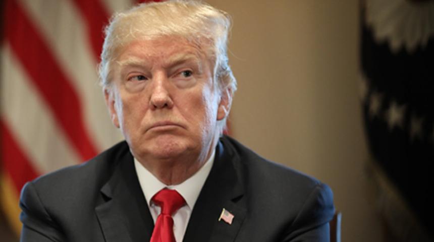 Trump hakkında olay grup seks iddiası: Seks işçilerinin işemelerini...