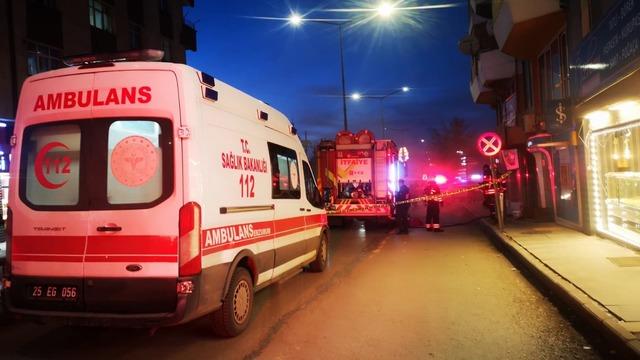 Halı mağazasında yangın: Bir kişi gözaltına aldı 1