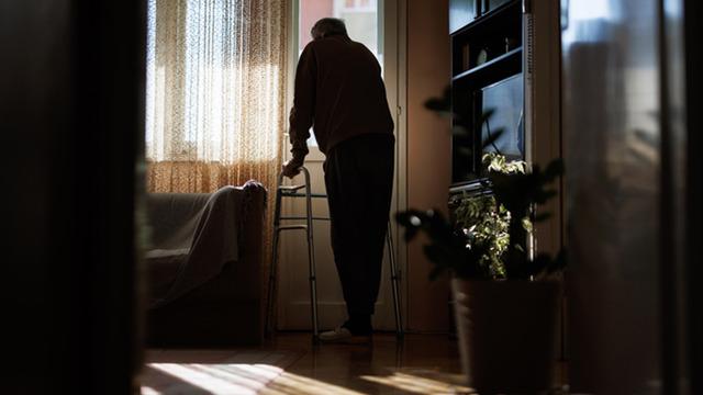 Bakım evinde korkunç olay! Yaşlı adamı kaynar suda resmen haşladılar