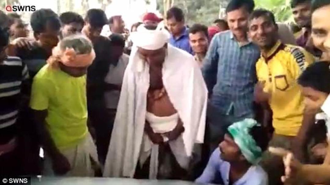 Bir garip g&uuml;nah &ccedil;ıkarma! Dini lider 'Penis Baba' ipi eline aldı ve...