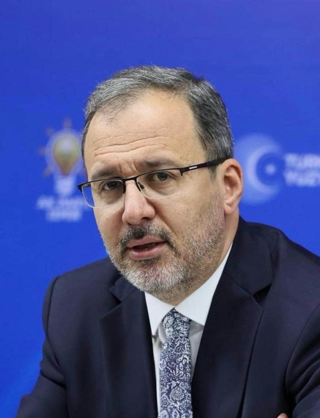 Karşıyaka Stadı i&ccedil;in kritik imza atıldı 2