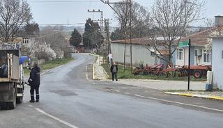 T&uuml;rkiye&rsquo;de eşi benzeri yok: Ballıhoca k&ouml;y&uuml;nde sıralı aileler!