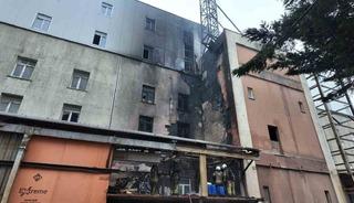 Arnavutk&ouml;y&rsquo;de korkutan fabrika yangını