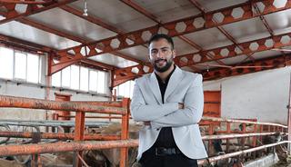 &Uuml;niversiteyi bırakıp başladı: 'Saat yok, izin alma yok, kendi işimin patronuyum'