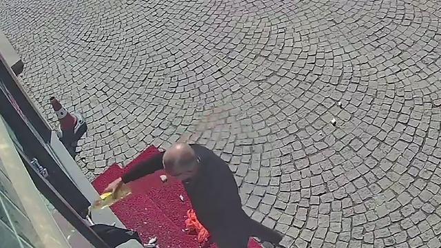 Eczaneyi ayçiçek yağıyla yakmaya çalıştı! Saldırgan eczacı çıktı