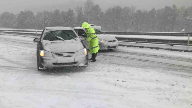 Antalya-Konya karayolunda kar etkisini sürdürüyor 1