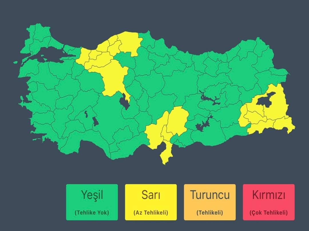 İçişleri Bakanlığı uyardı! Yeni hafta soğuk havayla geliyor: 18 il için kar ve sağanak uyarısı 3
