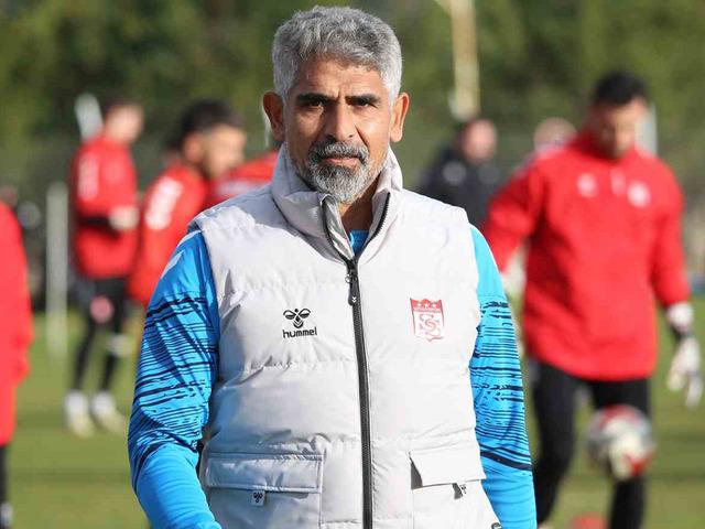 İsmet Taşdemir: "Rey Manaj'ın sakatlığı ciddi"