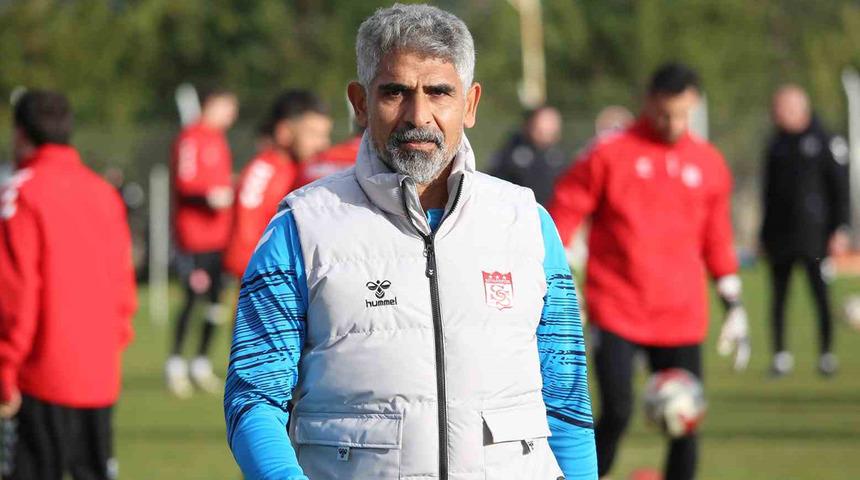 İsmet Taşdemir: "Rey Manaj'ın sakatlığı ciddi"