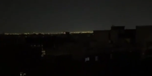 Trump "Vurmayacağız" demişti, İsrail dinlemedi!  Tahran karanlığa g&ouml;m&uuml;ld&uuml;