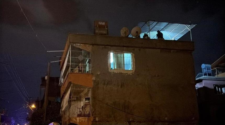 Adana&rsquo;da 3 katlı binada patlama: 1 &ouml;l&uuml;, 1 ağır yaralı