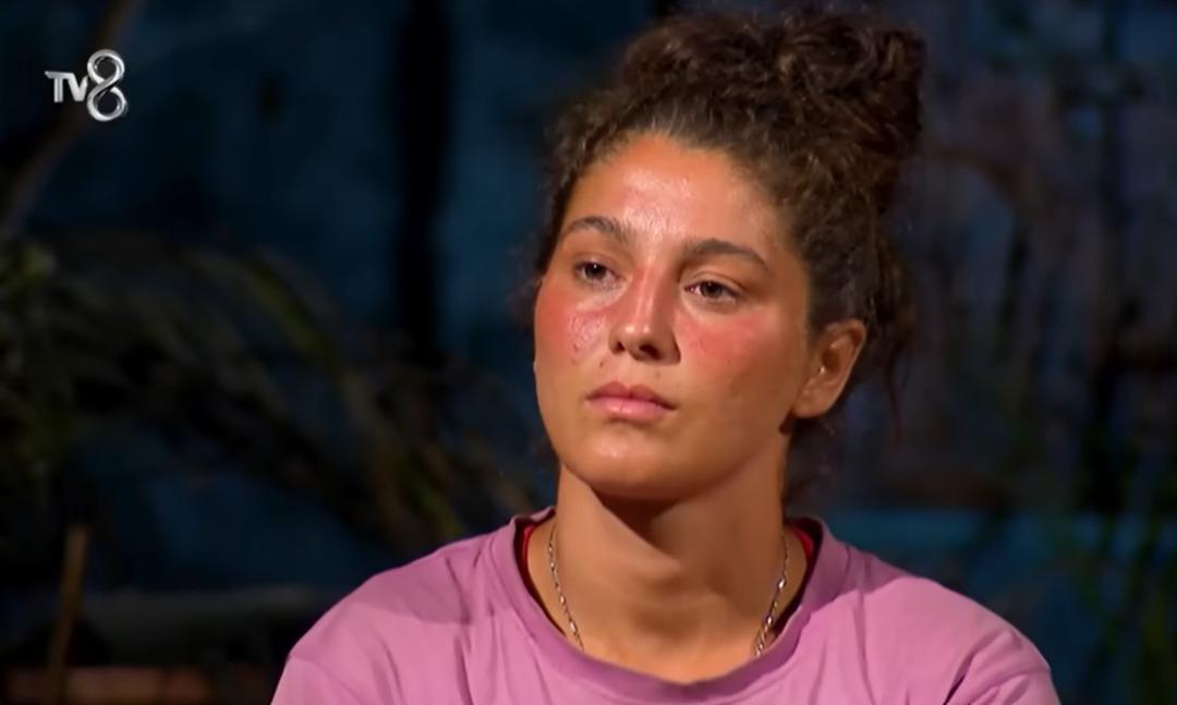 Survivor da kim elendi? Sude mi Nisanur mu? Seren Ay diskalifiye oldu mu? 1