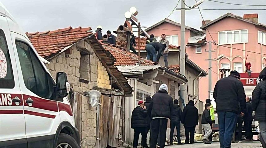 Tavşanlı&rsquo;da tek katlı evde yangın