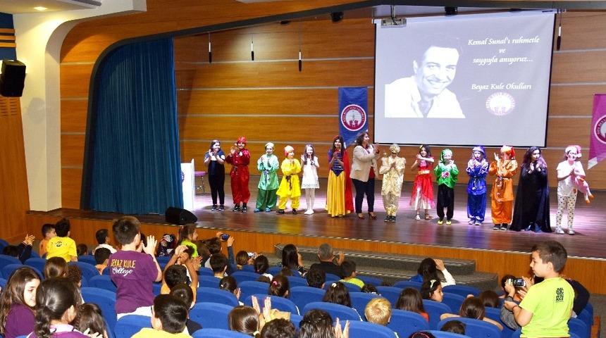 Beyaz Kule Okulları&rsquo;nda &rsquo;Pamuk Prenses ve Yedi C&uuml;celer&rsquo;  g&ouml;sterisi