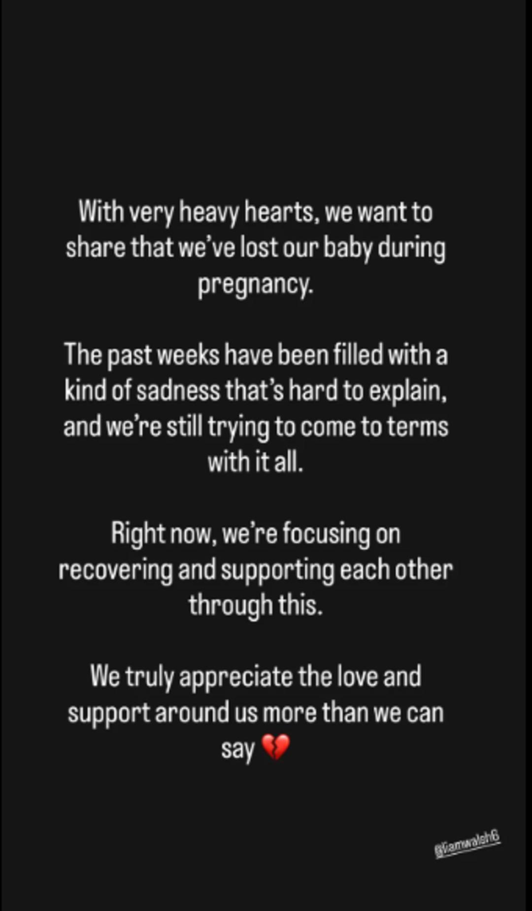 Mutluluğu kısa s&uuml;rd&uuml;: &Uuml;nl&uuml; futbolcunun acı g&uuml;n&uuml;! 1