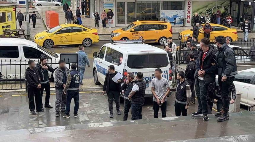 Ka&ccedil;ırma ve darp olayıyla ilgili 8 şahıs tutuklandı