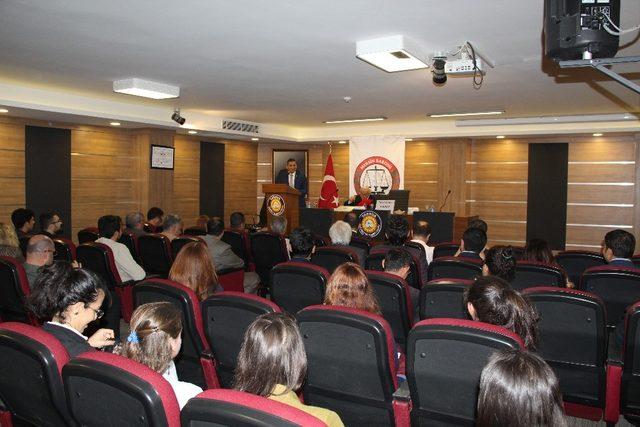 Tarsus’ta avukatlara yönelik ’İcra Hukuku Semineri’ düzenlendi