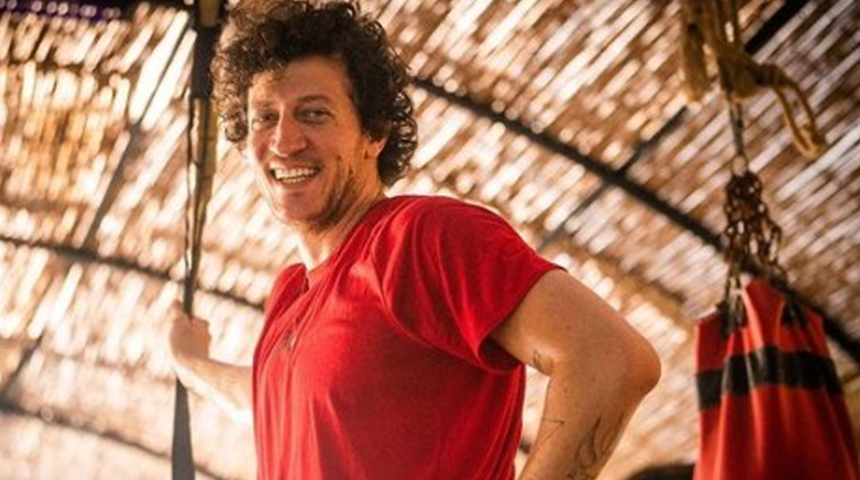 Caner Erdeniz kiminle evli? Caner Erdeniz neden g&uuml;ndemde?