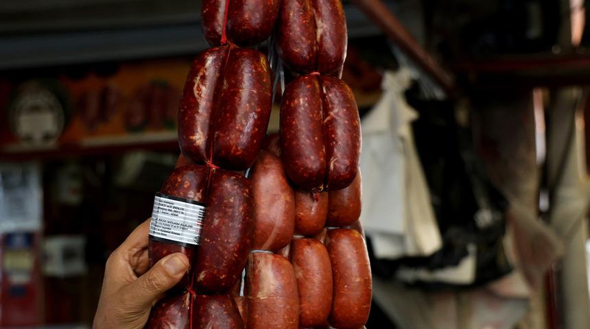 Sucuk bu fiyatın altındaysa dikkat! "Uzak durulmalı"