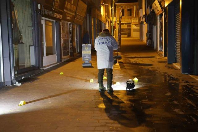 İş yerine silahlı saldırı: 2 ş&uuml;pheli yakalandı 3