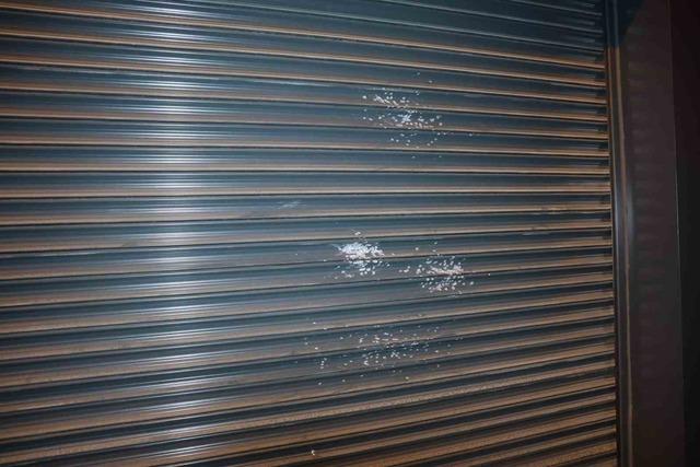 İş yerine silahlı saldırı: 2 ş&uuml;pheli yakalandı 1