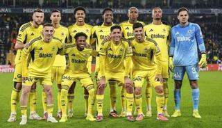 Fenerbah&ccedil;eli yıldızdan ayrılık talebi! Y&ouml;netimle g&ouml;r&uuml;şt&uuml; o kul&uuml;be haber g&ouml;nderdi: Beni buradan alın