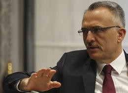 'Reel ekonomide çarklar dönüyor bir sorun yok'