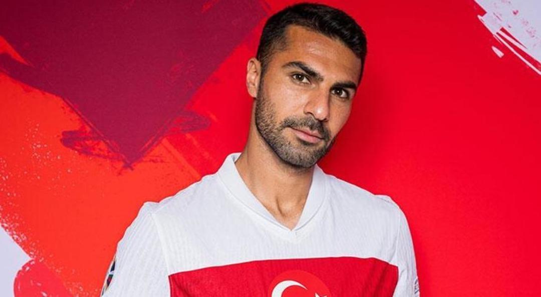 Ozan Kabak  tamam  dedi, iş imzaya kaldı! 7 yıl sonra S&uuml;per Lig e geri d&ouml;n&uuml;yor 3