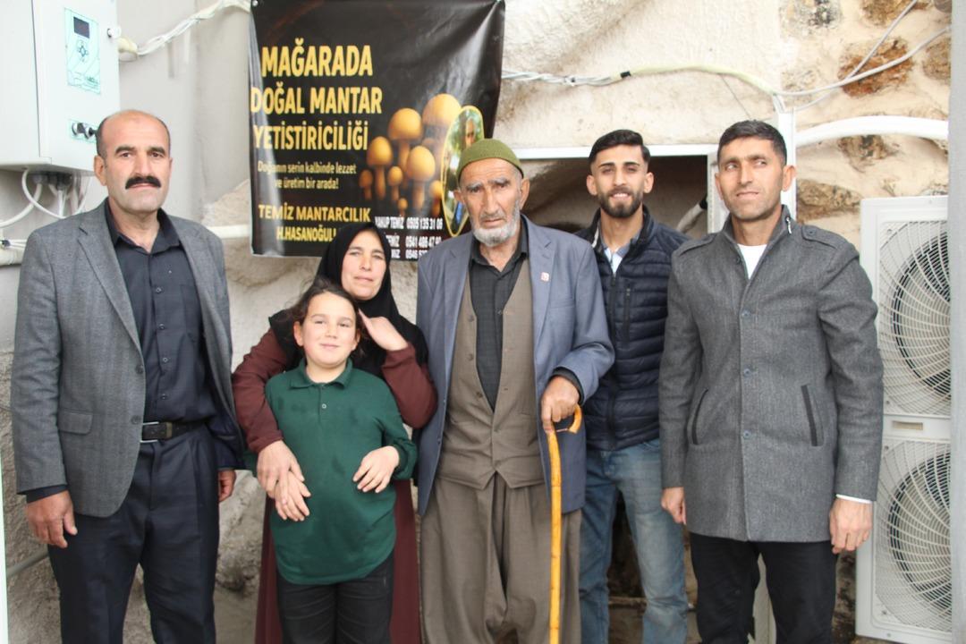 İlde ilk kendileri yaptı! Dededen kalma 2000 yıllık mağara şimdi para basıyor 10