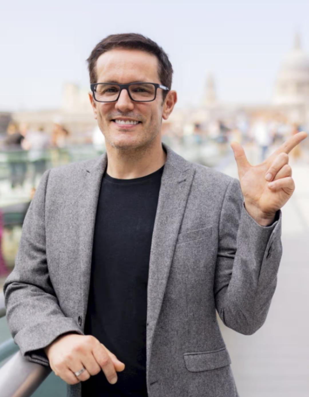 Metroda d&uuml;şt&uuml;, uyandığında kafatasının yarısı yoktu! "Dokunduğumda beynimi hissedebiliyordum&rdquo; 2