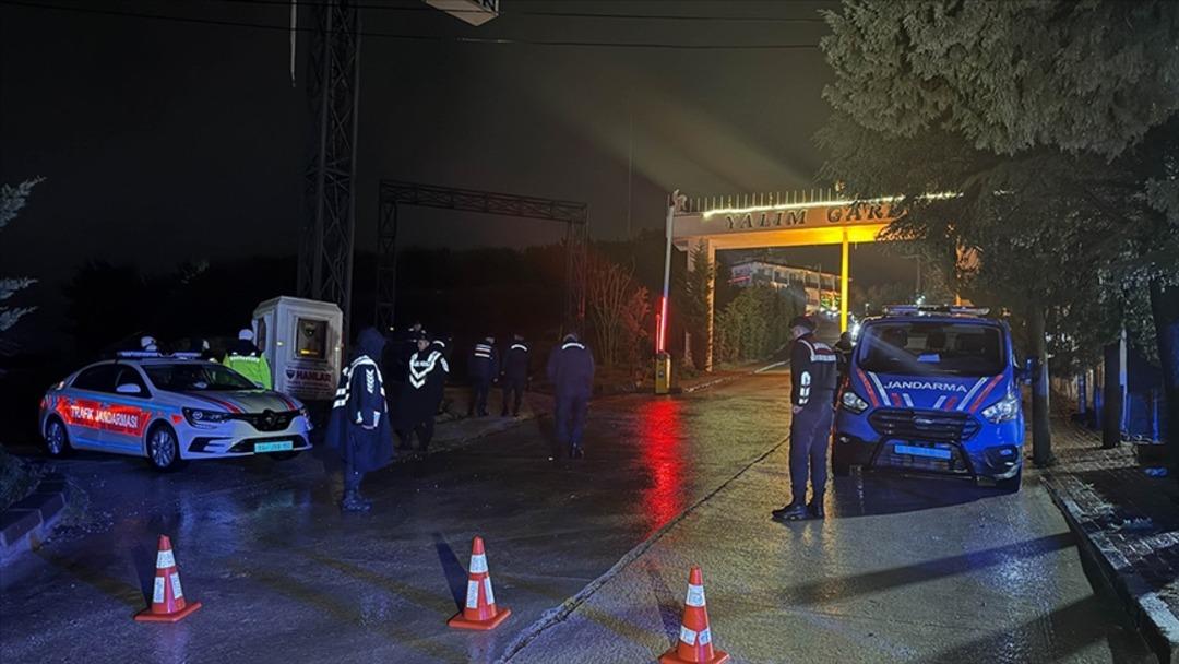 R&uuml;şvet soruşturmasında g&ouml;zaltına alınan Uşak Belediye Başkanı &Ouml;zkan Yalım tutuklandı 3