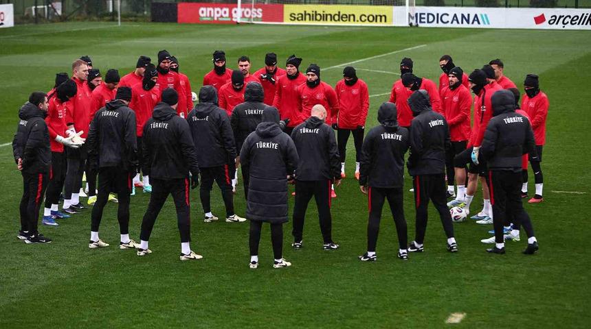 A Milli Takım, Kosova yolculuğu &ouml;ncesi Riva&rsquo;da &ccedil;alıştı