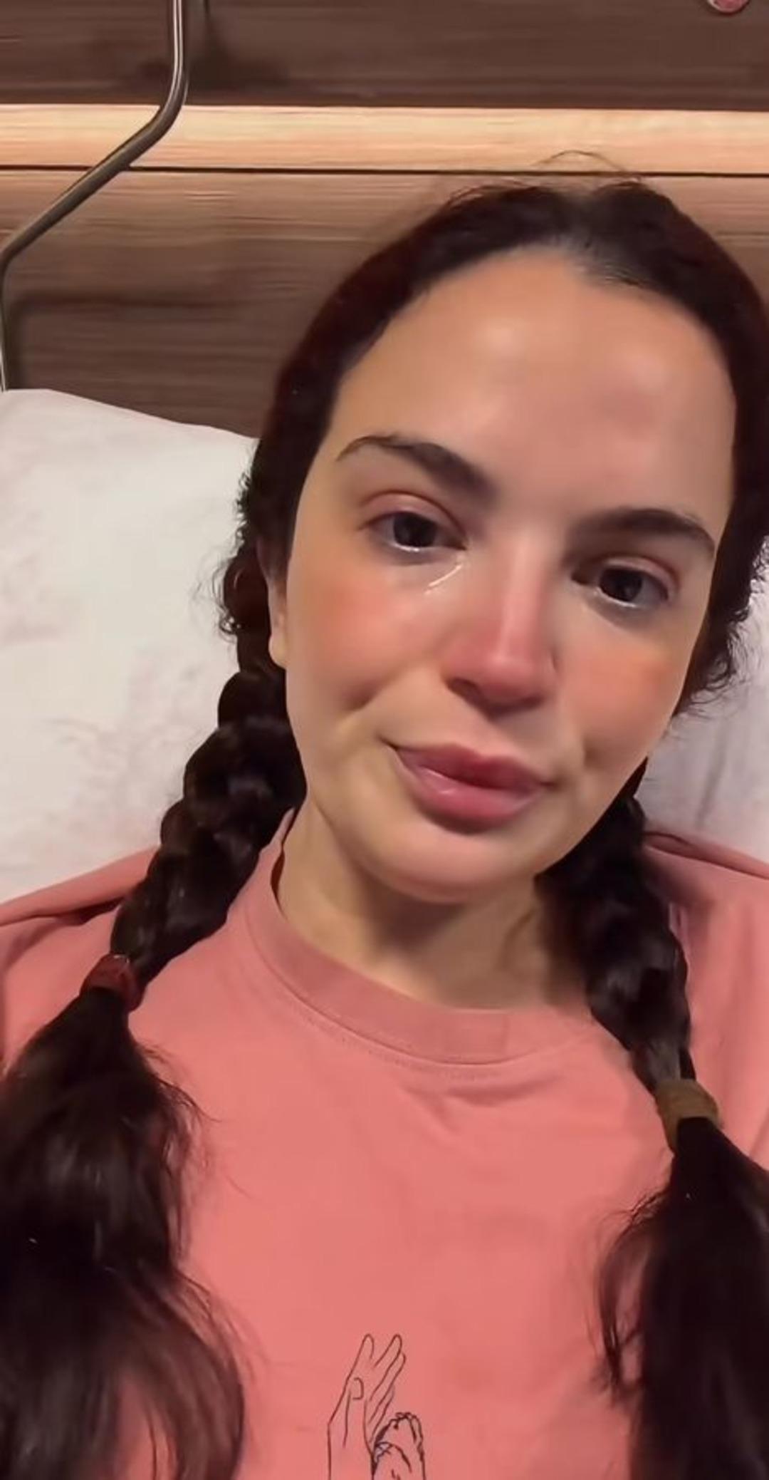 Doktor hatası hayatını kabusa &ccedil;evirdi! Aslı Bekiroğlu 6&rsquo;ncı kez ameliyat oldu! G&ouml;zyaşları i&ccedil;inde anlattı 5