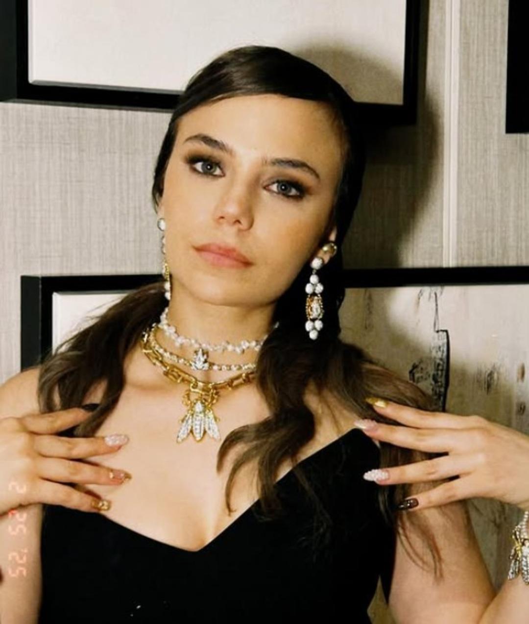 Dizisi final yapar yapmaz imaj tazeledi! Bahar Şahin son haliyle şaşırttı 1