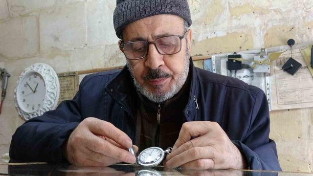 74 yaşındaki usta, 65 yıldır zamana ayar veriyor 4