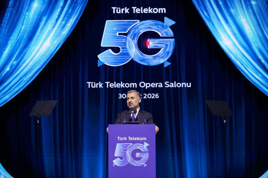 Türk Telekom’dan AKM’de 5G ile gövde gösterisi! Müslüm Gürses sürprizi geceye damga vurdu 1