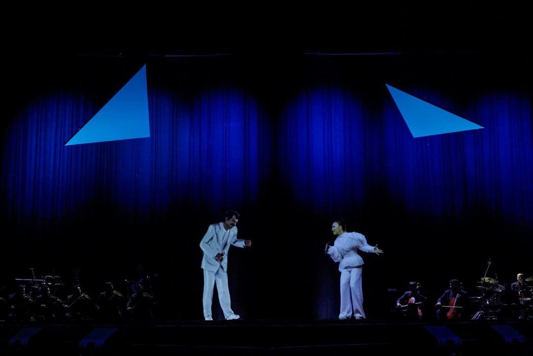 Türk Telekom’dan AKM’de 5G ile gövde gösterisi! Müslüm Gürses sürprizi geceye damga vurdu 5