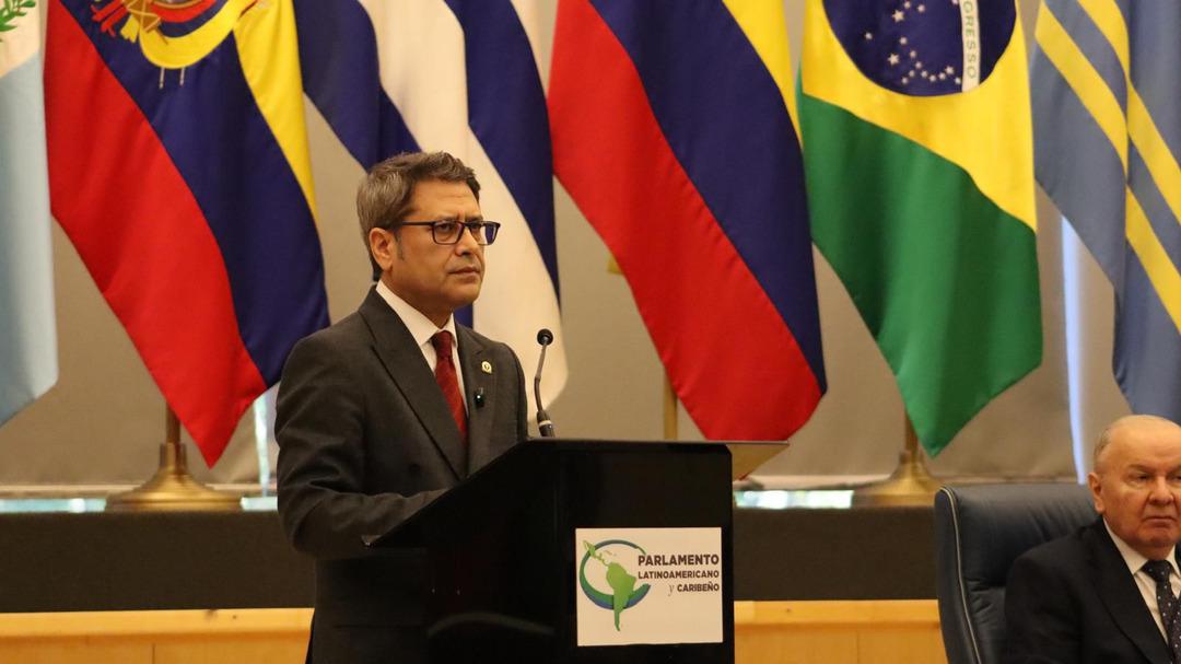 Milletvekili Ali Şahin Panama City&rsquo;deki Amerika ve Karayipler Parlamentosu&rsquo;nda İspanyolca konuştu! &ldquo;K&ouml;t&uuml;lerin değil iyilerin h&uuml;k&uuml;m s&uuml;receği&hellip;&rdquo; 2