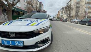 Karaman&rsquo;da kamyonetin &ccedil;arptığı &ccedil;ocuk yaralandı