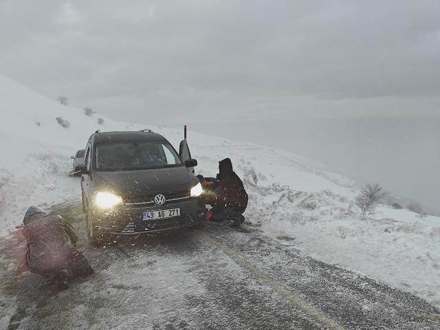 Van ve Bitlis te 45 yerleşim yerine ulaşım sağlanamıyor 6