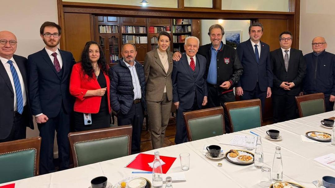 Elon Musk ın babası Errol Musk ı ağırlamıştı! Doğu Perin&ccedil;ek ilk kez anlattı:  120 yıl  detayı... 1