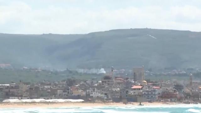 İsrail'den Lübnan'a yeni saldırı! Sur'dan dumanlar yükseldi