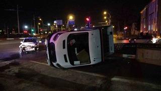 Malatya’da kamyonetin devrilme anı kamerada