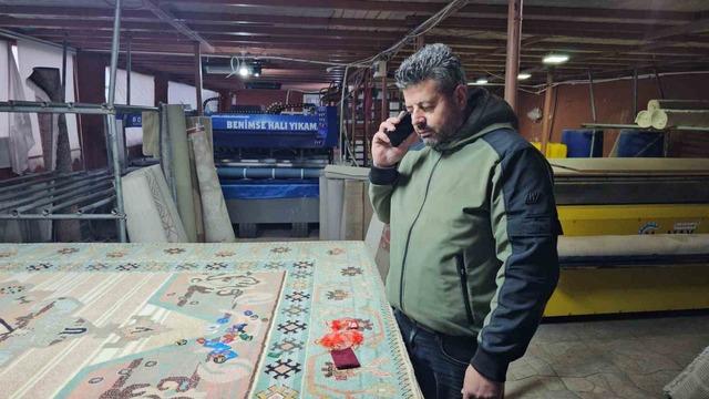 Poşetten insanlık çıktı: Altınları sahibine ulaştırdı 1