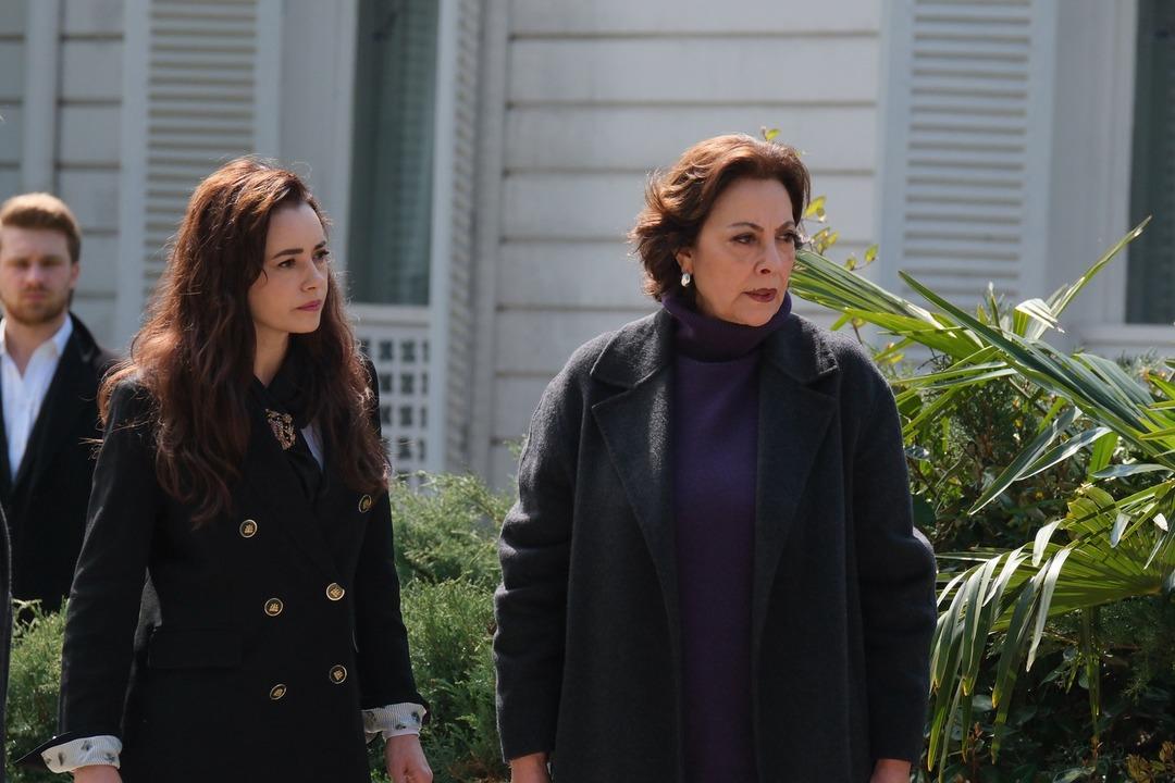 Kıskanmak bu akşam neden yok? Kıskanmak yayın akışından &ccedil;ıkarıldı 2