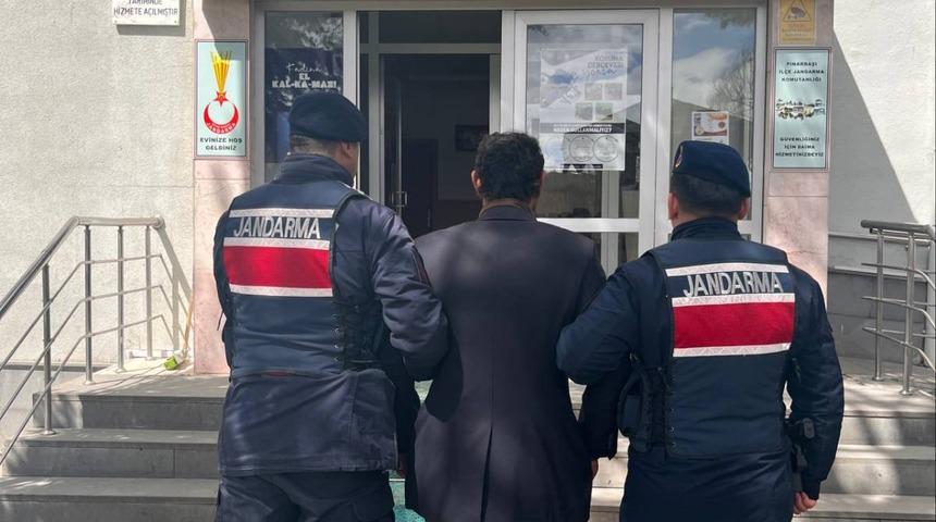 Kayseri'de k&ouml;peği ağaca asarak &ouml;ld&uuml;ren zanlı g&ouml;zaltına alındı