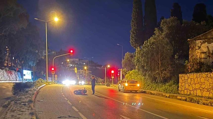 Motosiklet s&uuml;r&uuml;c&uuml;s&uuml; kazada yaşamını yitirdi