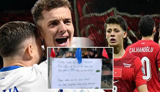 Dev ma&ccedil; &ouml;ncesi Priştine&rsquo;deki bir kafeden T&uuml;rklere tarihi mesaj!