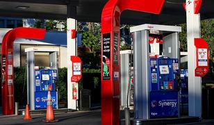 ABD'de 2022'den bu yana ilk! Benzin fiyatları ortalama 4 doların &uuml;st&uuml;ne &ccedil;ıktı