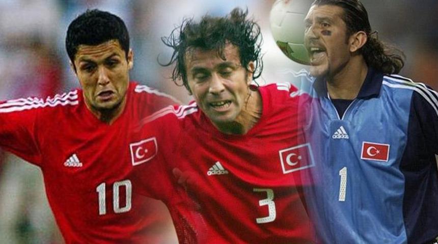 2002&rsquo;nin kahramanlarından Milli Takıma b&uuml;y&uuml;k &ouml;vg&uuml;! Kosova ma&ccedil;ı &ouml;ncesi o ismi işaret etti